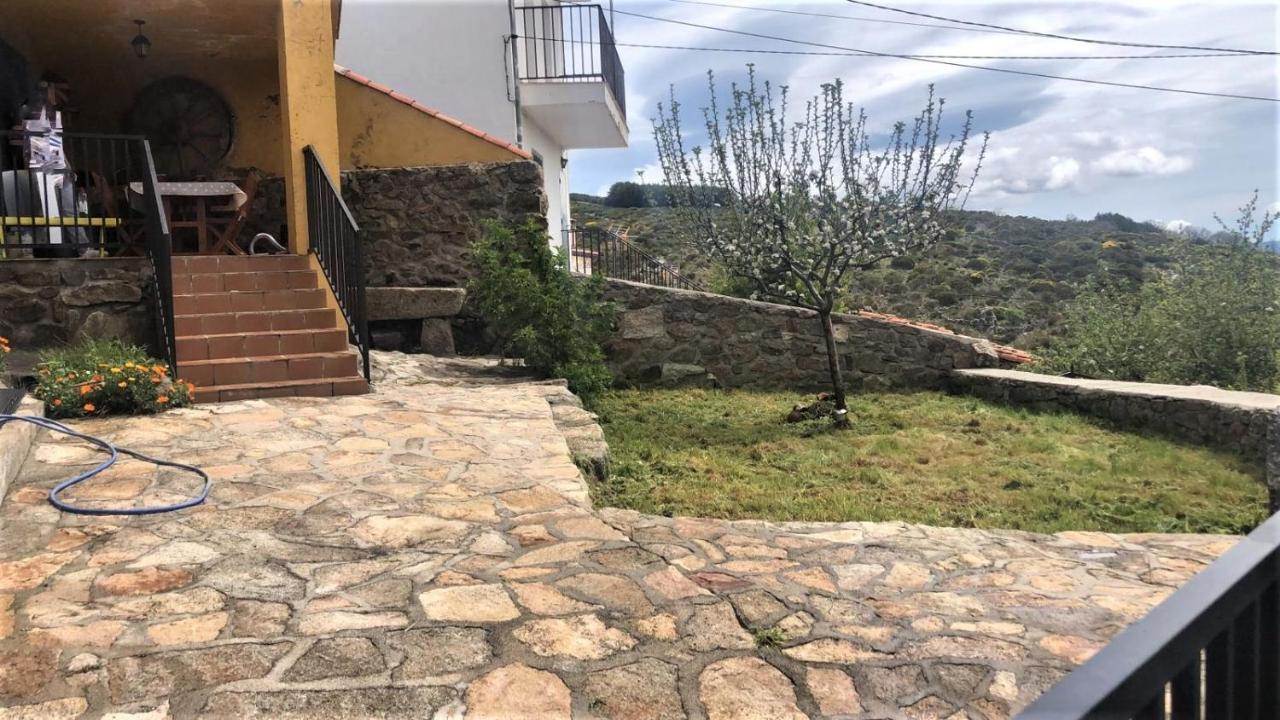 Casa Sierra De Gredos Pensionat Navasequilla Eksteriør billede
