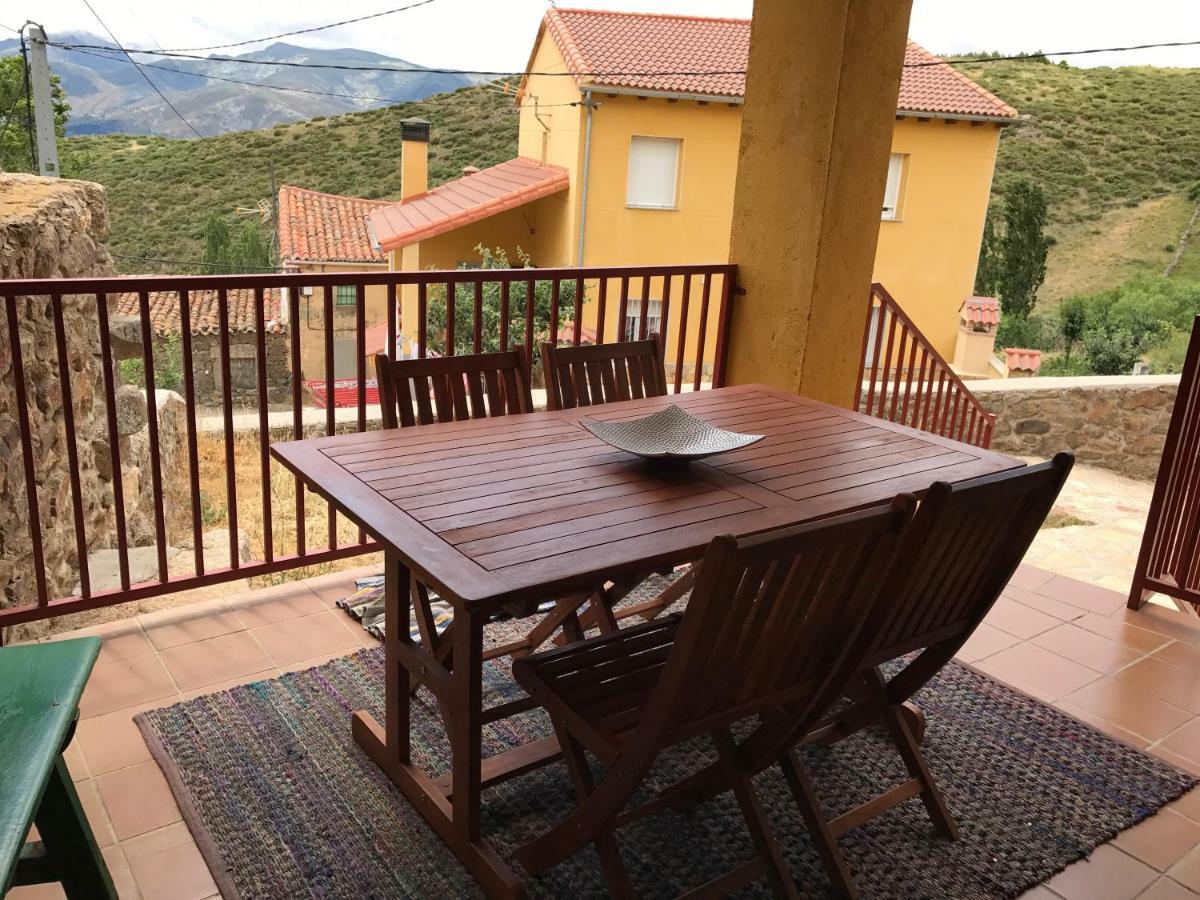 Casa Sierra De Gredos Pensionat Navasequilla Eksteriør billede